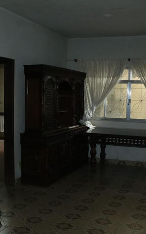 Casa para alugar com 381m², 2 quartos e 2 vagassala