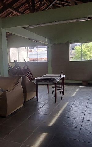 Casa à venda com 200m², 3 quartos e 2 vagas