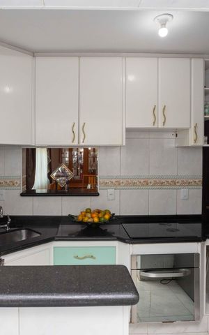 Casa à venda com 178m², 4 quartos e 3 vagasCozinha