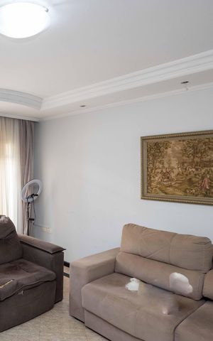 Casa à venda com 178m², 4 quartos e 3 vagasSala de TV