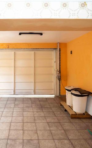 Casa à venda com 178m², 4 quartos e 3 vagasGaragem