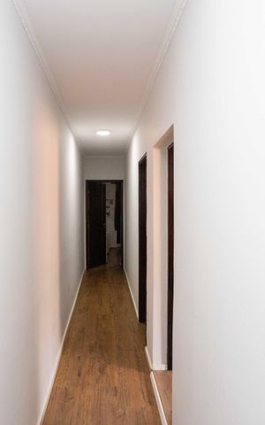 Casa à venda com 178m², 4 quartos e 3 vagasCorredor