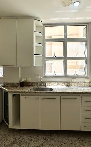 Apartamento à venda com 179m², 4 quartos e 1 vaga