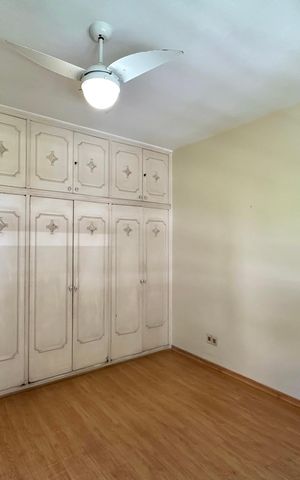 Apartamento à venda com 179m², 4 quartos e 1 vaga