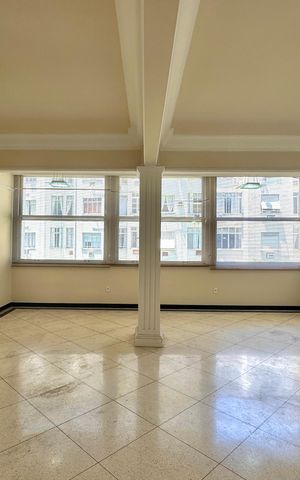 Apartamento à venda com 179m², 4 quartos e 1 vaga