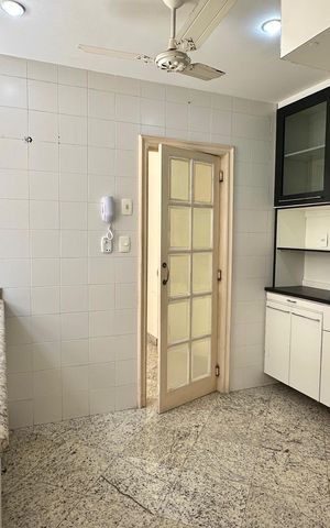 Apartamento à venda com 179m², 4 quartos e 1 vaga
