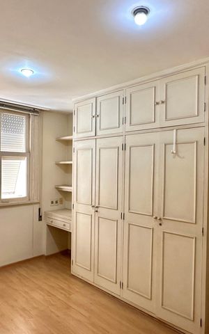 Apartamento à venda com 179m², 4 quartos e 1 vaga