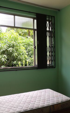 Casa à venda com 200m², 3 quartos e 2 vagasQuarto 2 - Armários