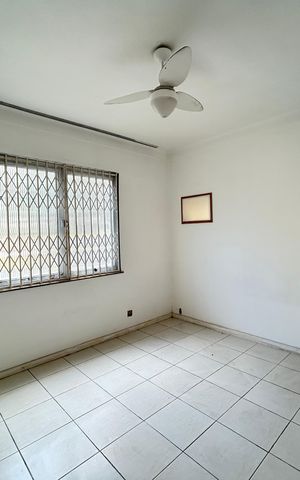 Casa à venda com 100m², 3 quartos e sem vagaQuarto 1
