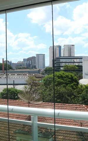 Apartamento à venda com 65m², 2 quartos e 1 vagaVaranda