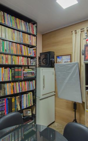 Casa à venda com 264m², 5 quartos e 1 vaga Casa à venda com 264m², 5 quartos e 1 vagaQuarto 2