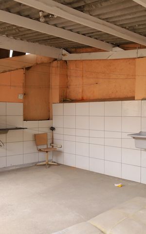 Casa para alugar com 60m², 2 quartos e sem vagaÁrea comum - Churrasqueira