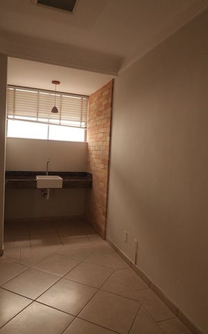 Apartamento à venda com 130m², 2 quartos e 1 vagaSala