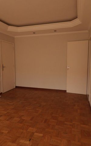 Apartamento à venda com 130m², 2 quartos e 1 vagaSala