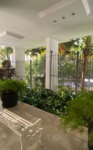 Apartamento para alugar com 250m², 3 quartos e 2 vagas