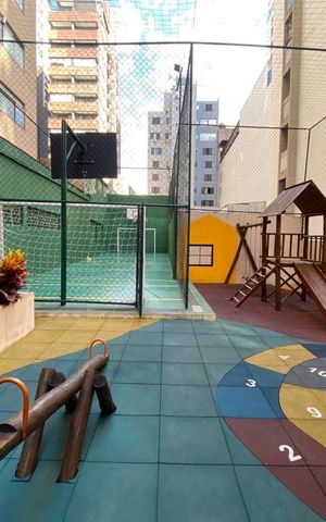 Apartamento para alugar com 250m², 3 quartos e 2 vagas