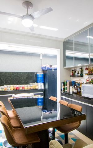Apartamento à venda com 59m², 2 quartos e 1 vaga Apartamento à venda com 59m², 2 quartos e 1 vagaCozinha/Espaço gourmet
