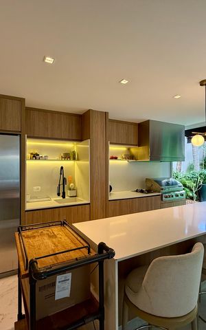 Casa de condomínio à venda com 600m², 3 quartos e 5 vagas Casa de condomínio à venda com 600m², 3 quartos e 5 vagasÁrea Gourmet