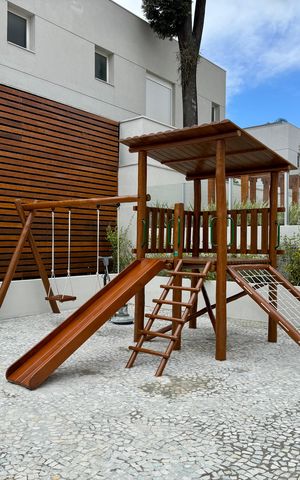 Casa de condomínio à venda com 600m², 3 quartos e 5 vagas Casa de condomínio à venda com 600m², 3 quartos e 5 vagasPlayground Condomínio