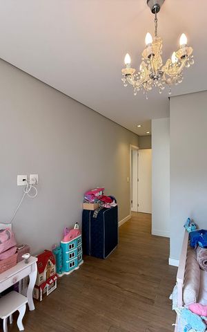 Casa de condomínio à venda com 600m², 3 quartos e 5 vagas Casa de condomínio à venda com 600m², 3 quartos e 5 vagasSuíte 2