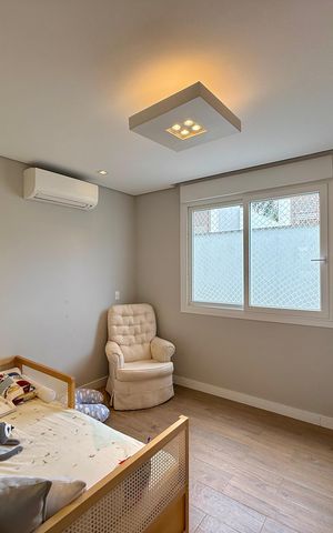 Casa de condomínio à venda com 600m², 3 quartos e 5 vagas Casa de condomínio à venda com 600m², 3 quartos e 5 vagasSuíte 3