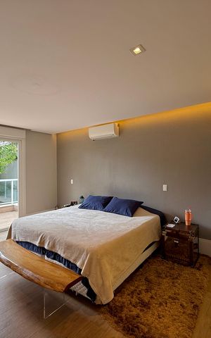 Casa de condomínio à venda com 600m², 3 quartos e 5 vagas Casa de condomínio à venda com 600m², 3 quartos e 5 vagasSuíte 1