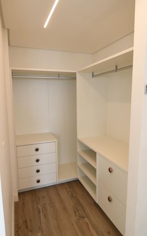 Apartamento para alugar com 57m², 1 quarto e 1 vagaQuarto / Sala - Armários