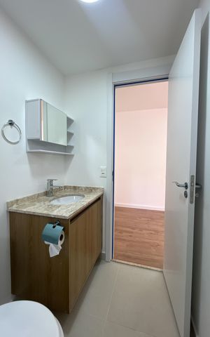 Apartamento para alugar com 67m², 2 quartos e 1 vaga Apartamento para alugar com 67m², 2 quartos e 1 vagaBanheiro da Suíte