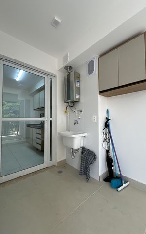 Apartamento para alugar com 67m², 2 quartos e 1 vaga Apartamento para alugar com 67m², 2 quartos e 1 vagaVaranda