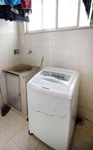 Apartamento à venda com 80m², 2 quartos e 1 vagaÁrea de Serviço