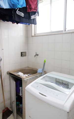Apartamento à venda com 80m², 2 quartos e 1 vagaÁrea de Serviço