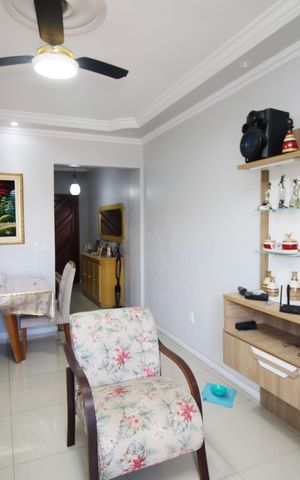 Apartamento à venda com 80m², 2 quartos e 1 vagaSala