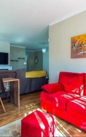 Casa para alugar com 380m², 3 quartos e 3 vagas Casa para alugar com 380m², 3 quartos e 3 vagasSala