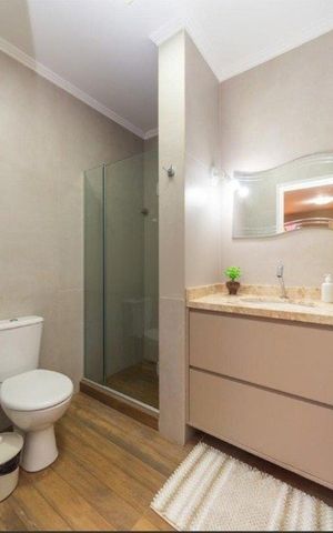 Casa para alugar com 380m², 3 quartos e 3 vagas Casa para alugar com 380m², 3 quartos e 3 vagasBanheiro da Suíte 3