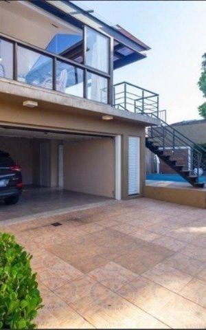 Casa para alugar com 380m², 3 quartos e 3 vagas Casa para alugar com 380m², 3 quartos e 3 vagasÁrea comum