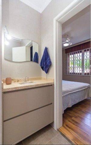 Casa para alugar com 380m², 3 quartos e 3 vagas Casa para alugar com 380m², 3 quartos e 3 vagasSuíte 2