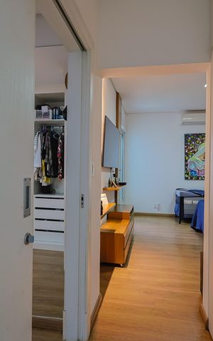 Casa à venda com 356m², 3 quartos e 4 vagas Casa à venda com 356m², 3 quartos e 4 vagasSuíte 1