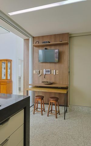 Casa à venda com 356m², 3 quartos e 4 vagas Casa à venda com 356m², 3 quartos e 4 vagasCozinha