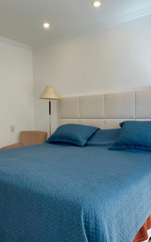 Apartamento à venda com 333m², 4 quartos e 4 vagas Apartamento à venda com 333m², 4 quartos e 4 vagasSuíte 3