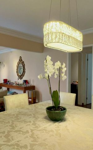 Apartamento à venda com 333m², 4 quartos e 4 vagas Apartamento à venda com 333m², 4 quartos e 4 vagasSala de Jantar