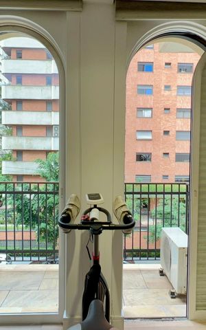 Apartamento à venda com 333m², 4 quartos e 4 vagas Apartamento à venda com 333m², 4 quartos e 4 vagasSuíte 1