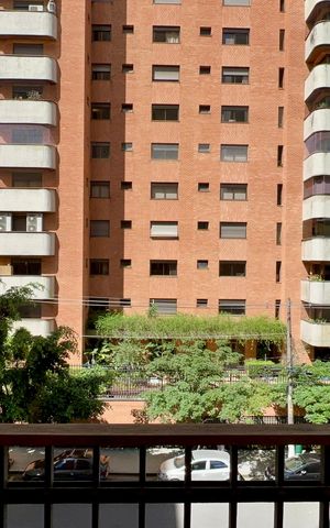 Apartamento à venda com 333m², 4 quartos e 4 vagas Apartamento à venda com 333m², 4 quartos e 4 vagasSacada da suite 4