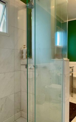 Apartamento à venda com 333m², 4 quartos e 4 vagas Apartamento à venda com 333m², 4 quartos e 4 vagasBanheiro da Suíte 4