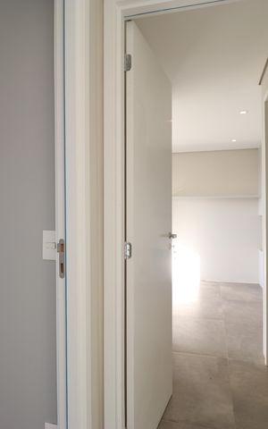 Apartamento à venda com 90m², 2 quartos e 2 vagasCorredor