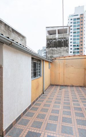 Casa à venda com 250m², 3 quartos e 3 vagas Casa à venda com 250m², 3 quartos e 3 vagasLavanderia