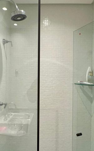 Apartamento para alugar com 72m², 1 quarto e 2 vagas Apartamento para alugar com 72m², 1 quarto e 2 vagasBanheiro