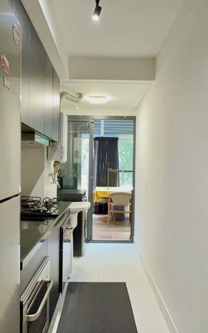 Apartamento para alugar com 72m², 1 quarto e 2 vagas Apartamento para alugar com 72m², 1 quarto e 2 vagasCozinha