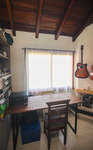 Casa de condomínio à venda com 177m², 4 quartos e 2 vagas Casa de condomínio à venda com 177m², 4 quartos e 2 vagasEscritório