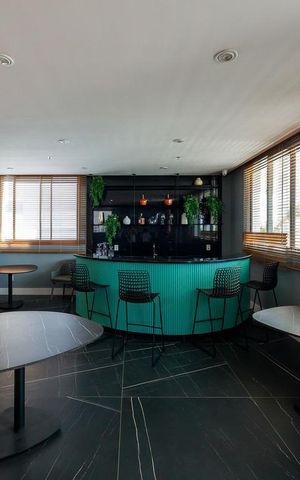 Studio à venda com 27m², 1 quarto e sem vaga Studio à venda com 27m², 1 quarto e sem vagaÁrea comum