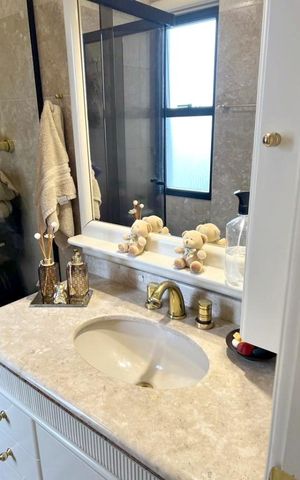 Apartamento para alugar com 190m², 3 quartos e 3 vagas